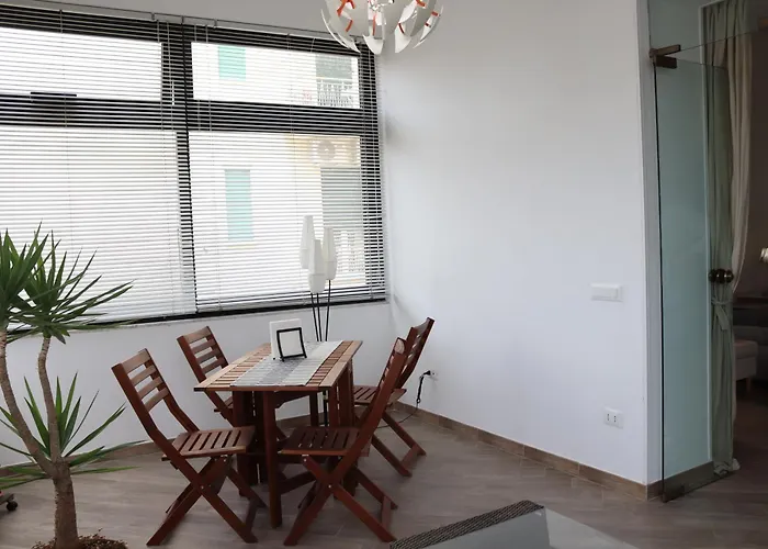 Maison Lumiere
